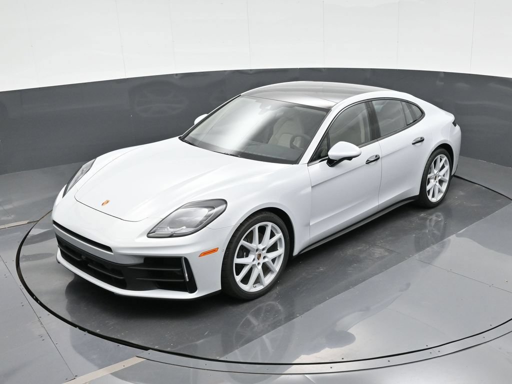Certified 2025 Porsche Panamera RWD image 26