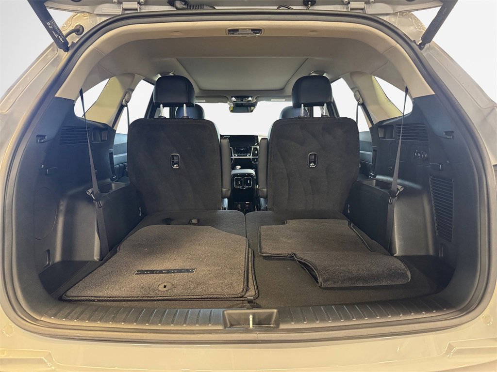 Certified 2023 Kia Sorento SX image 25