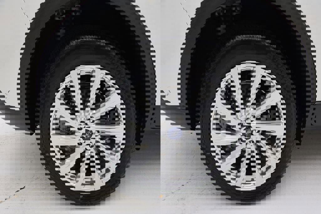 Used 2022 Ford Escape Titanium w/ Titanium Elite Package image 7