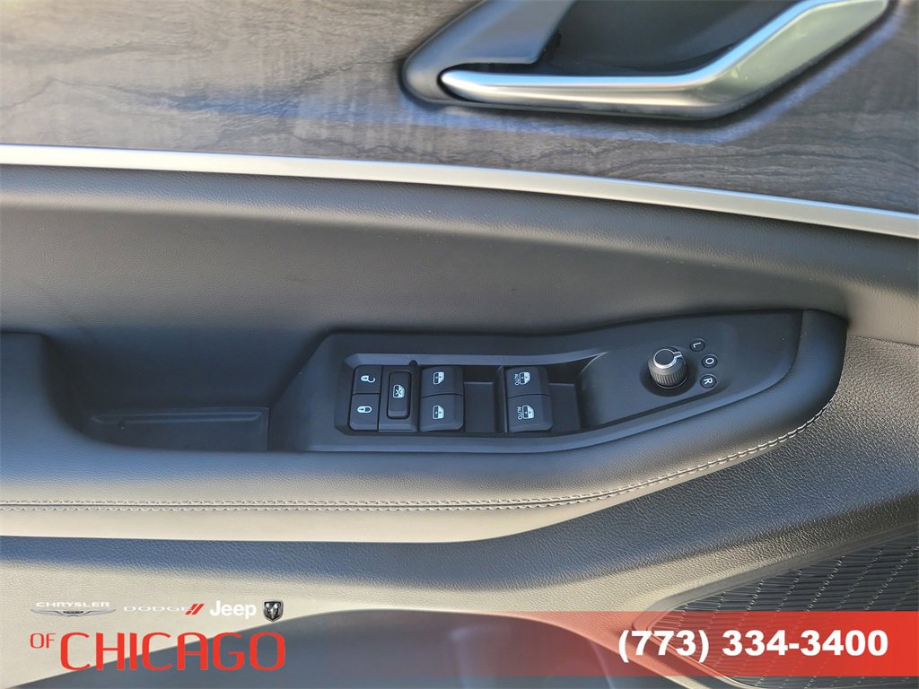 New 2026 Jeep Grand Cherokee Laredo image 22