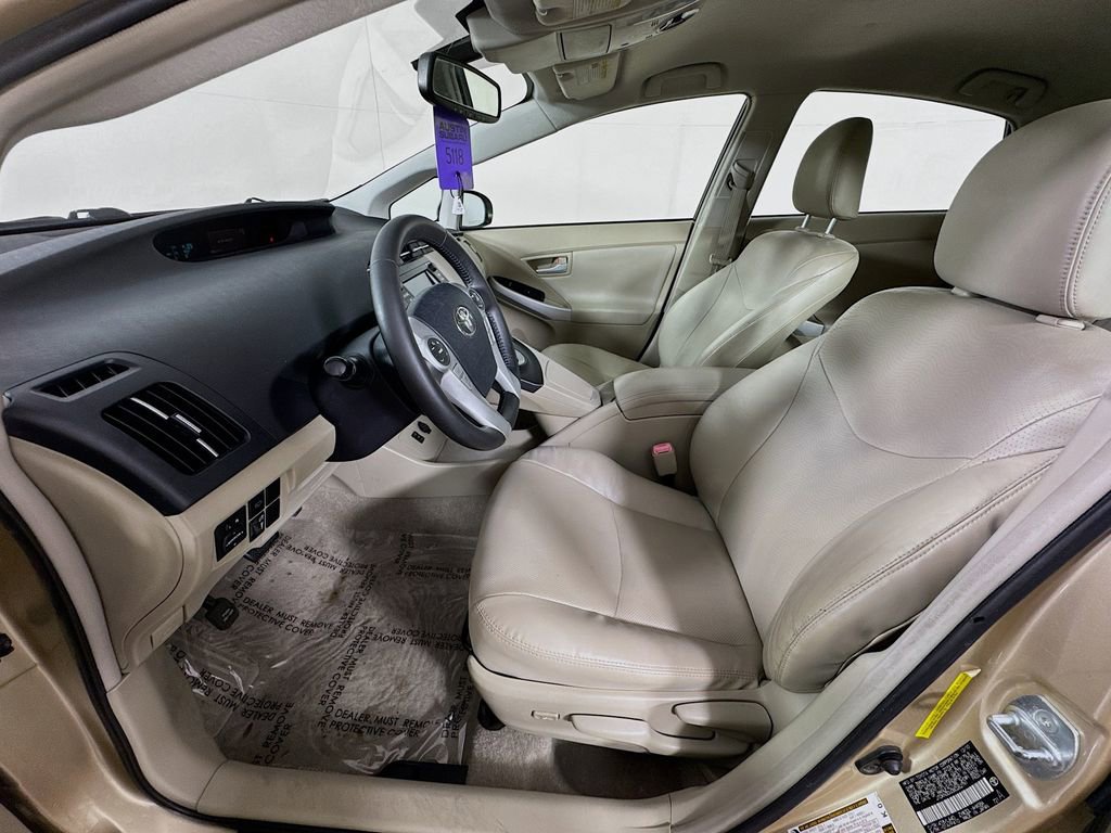 Used 2011 Toyota Prius Five w/ Advanced Technology Pkg image 24