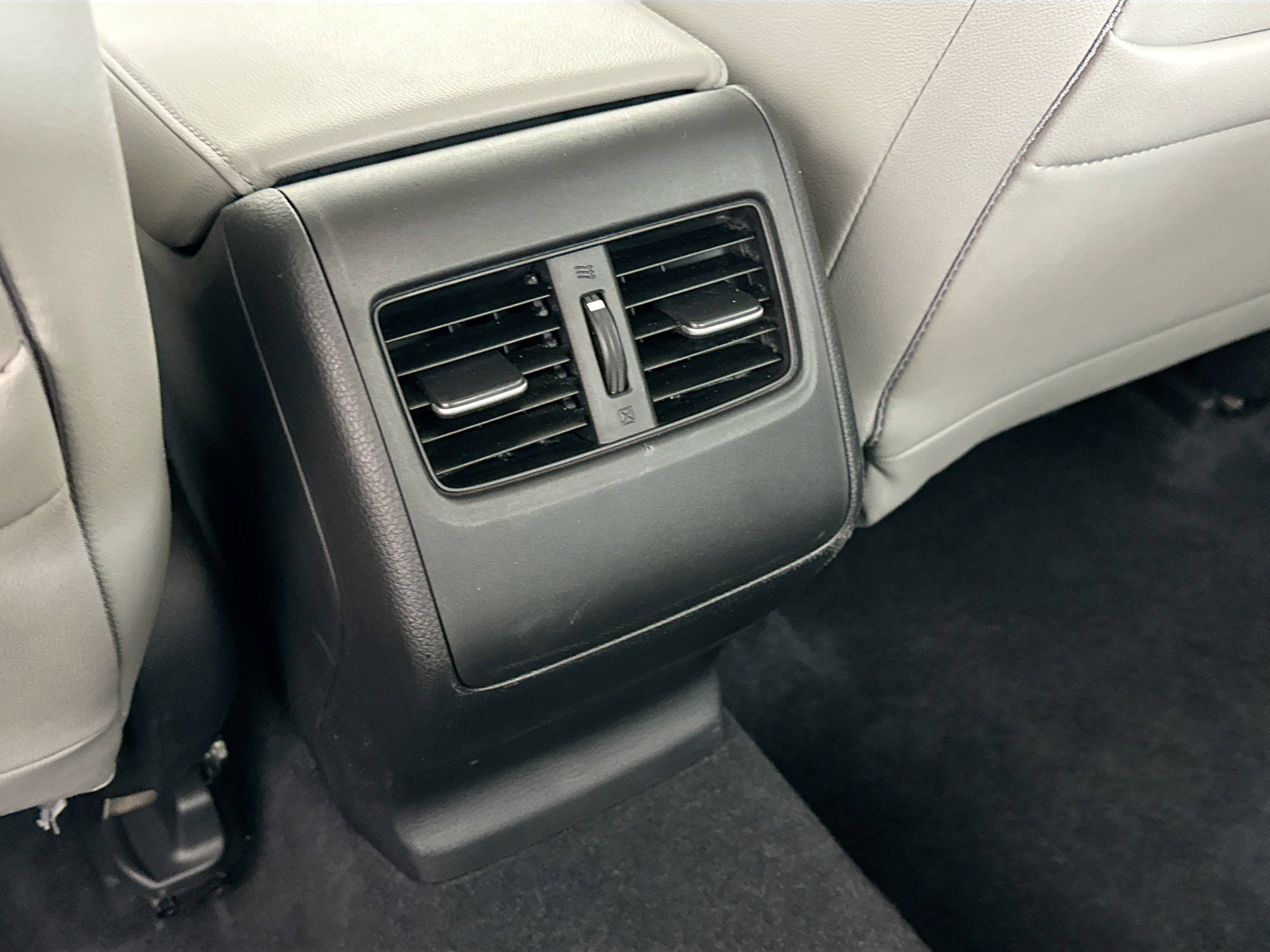 Used 2019 Honda Accord EX-L image 31