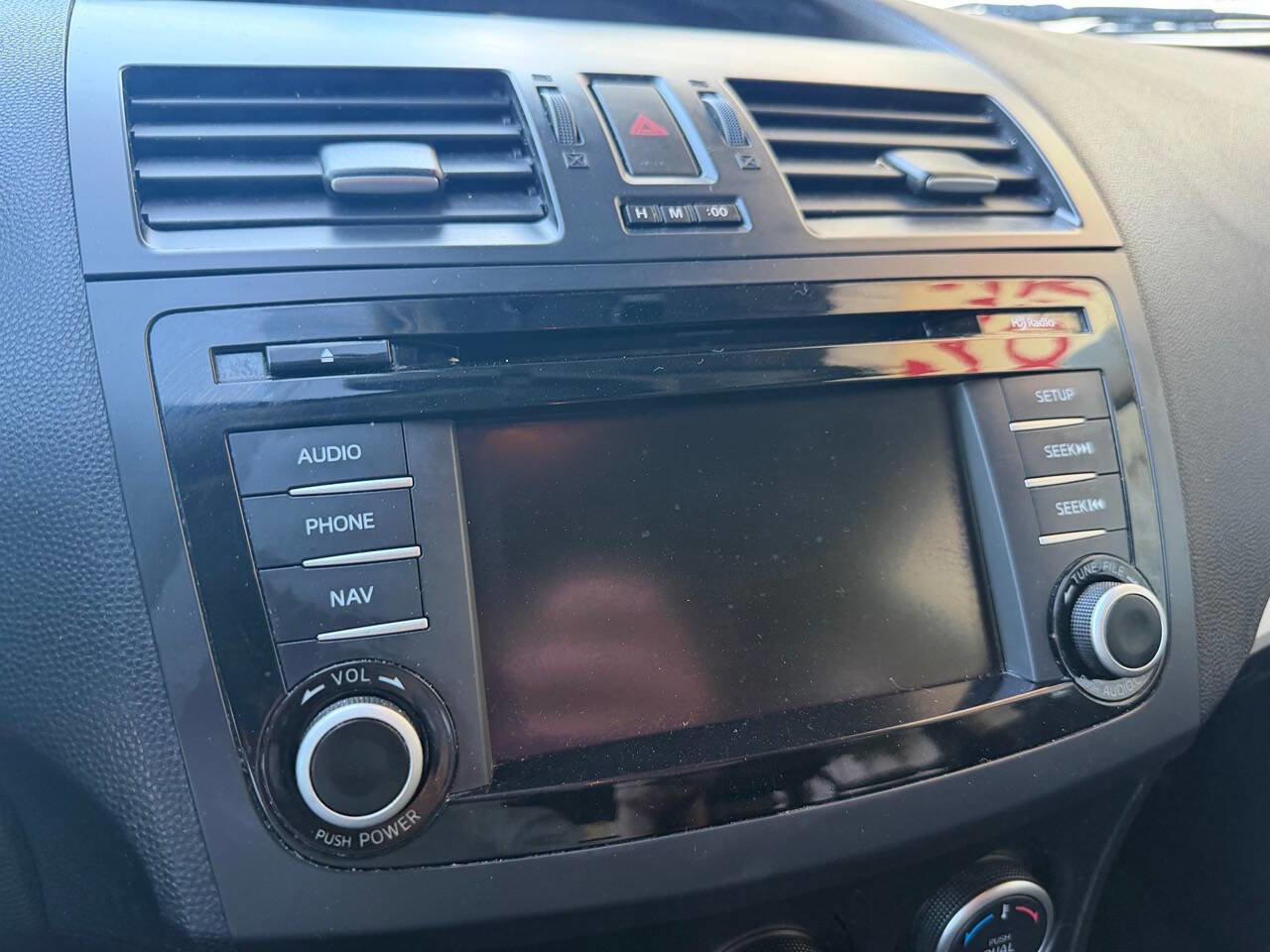 Used 2013 MAZDA MAZDA3 i Grand Touring w/ Tech Pkg image 30