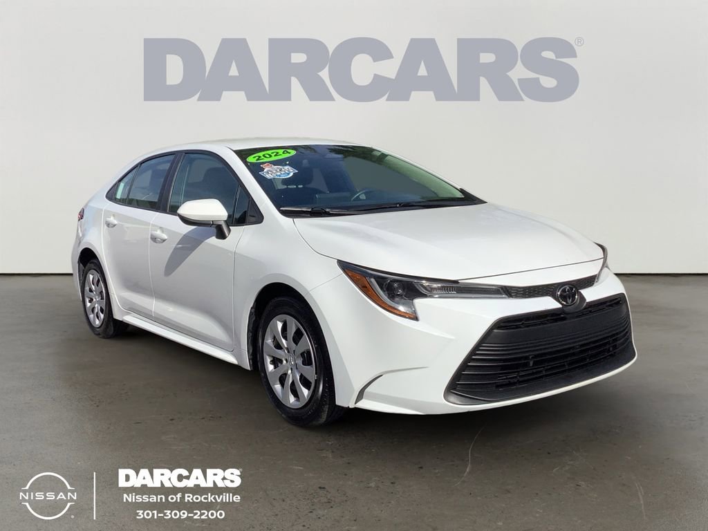 Used 2024 Toyota Corolla LE