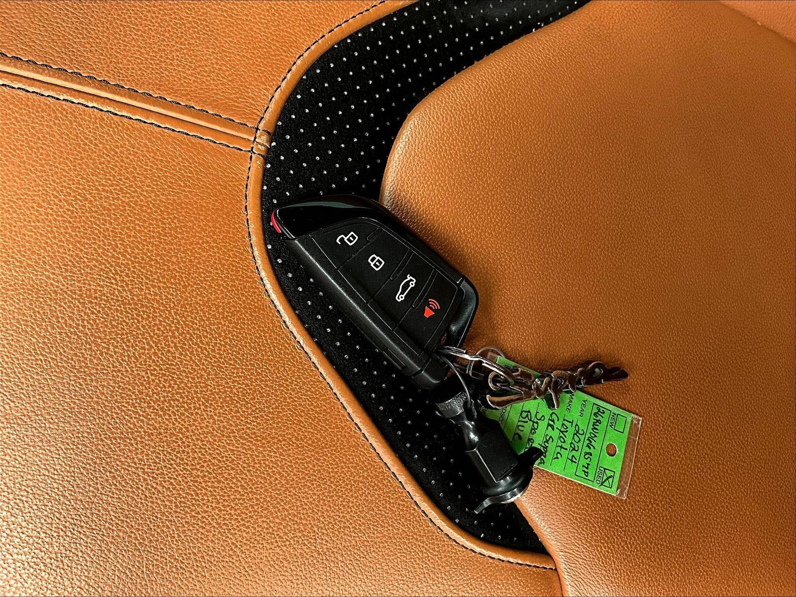 Used 2024 Toyota Supra RWD image 31