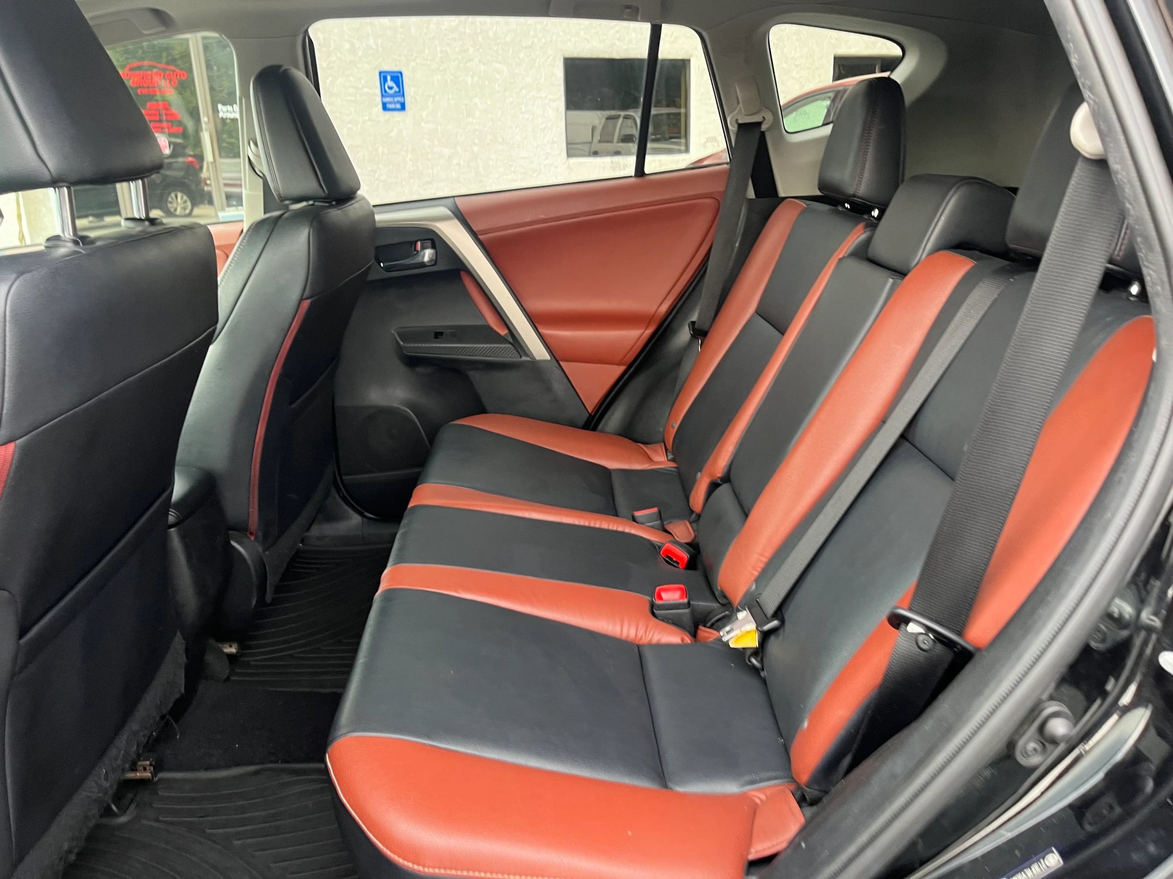 Used 2013 Toyota RAV4 Limited AWD/4WD image 16