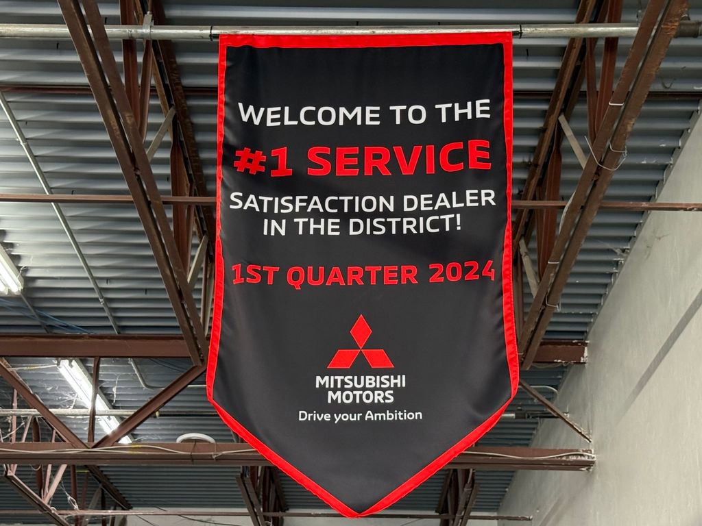 Used 2025 Mitsubishi Outlander SE image 20