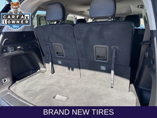 Used 2023 Jeep Grand Cherokee L Limited w/ Black Appearance Package image 34