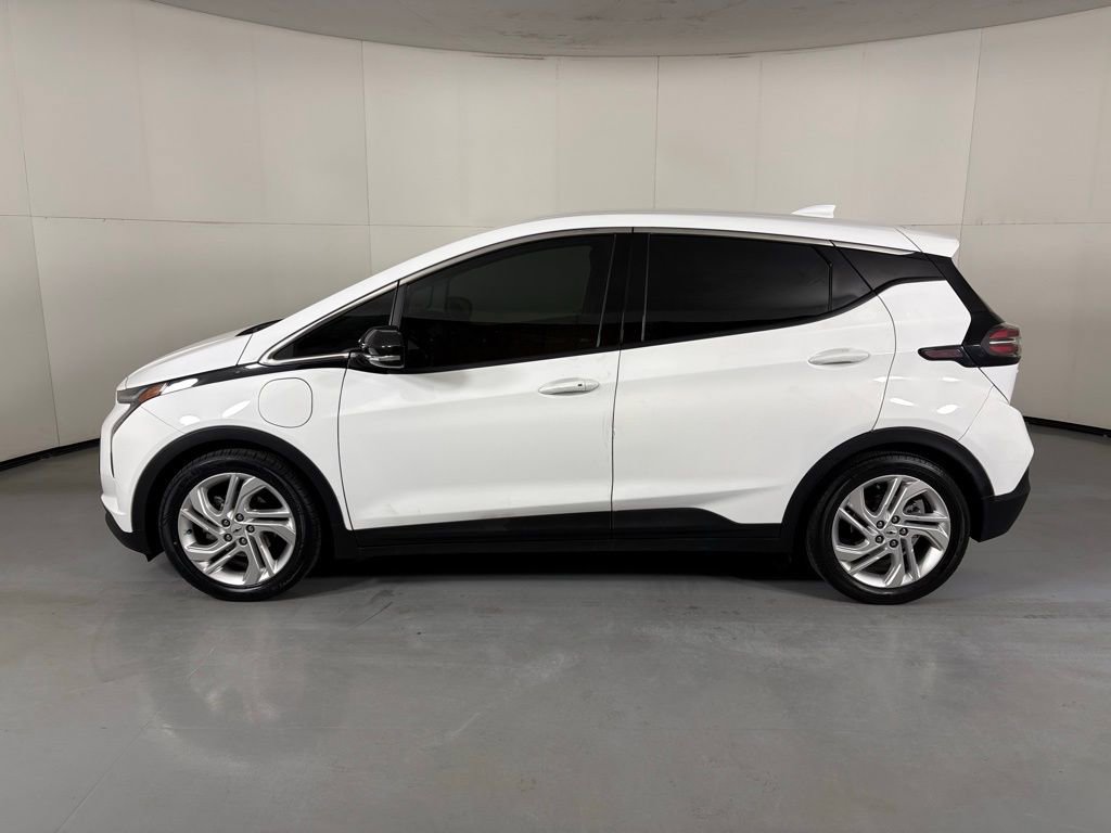 Used 2023 Chevrolet Bolt LT FWD image 6