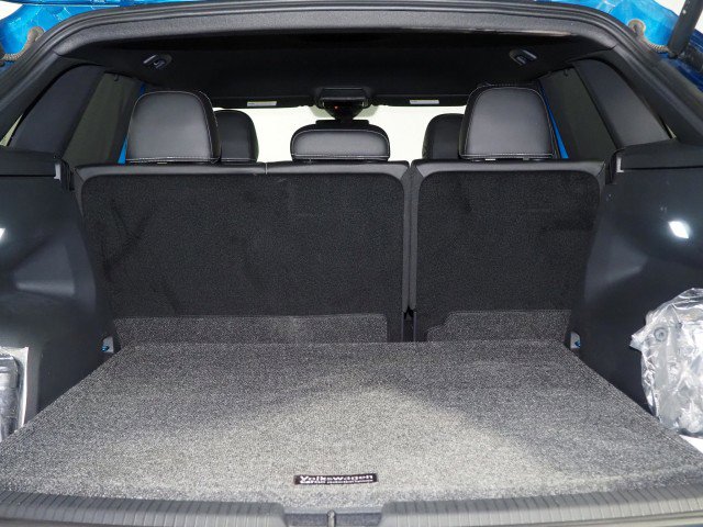 Used 2024 Volkswagen Atlas SE w/ Technology Package image 36