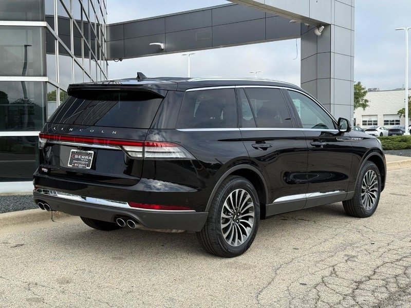 Used 2022 Lincoln Aviator Reserve w/ Equipment Group 201A image 3