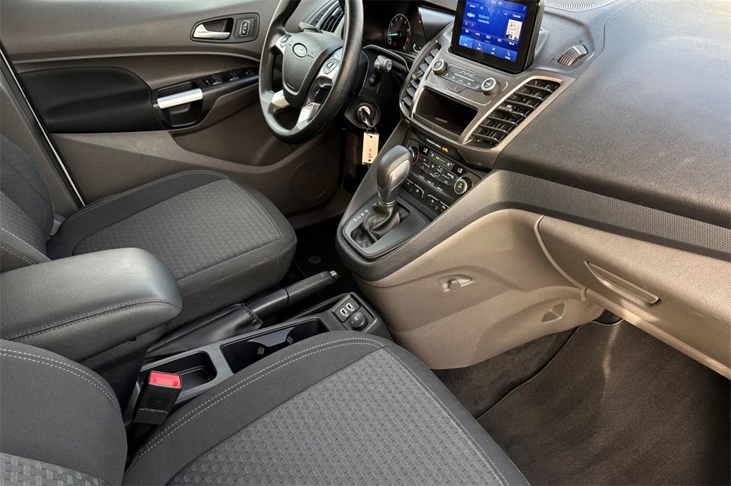 Used 2021 Ford Transit Connect XLT image 19