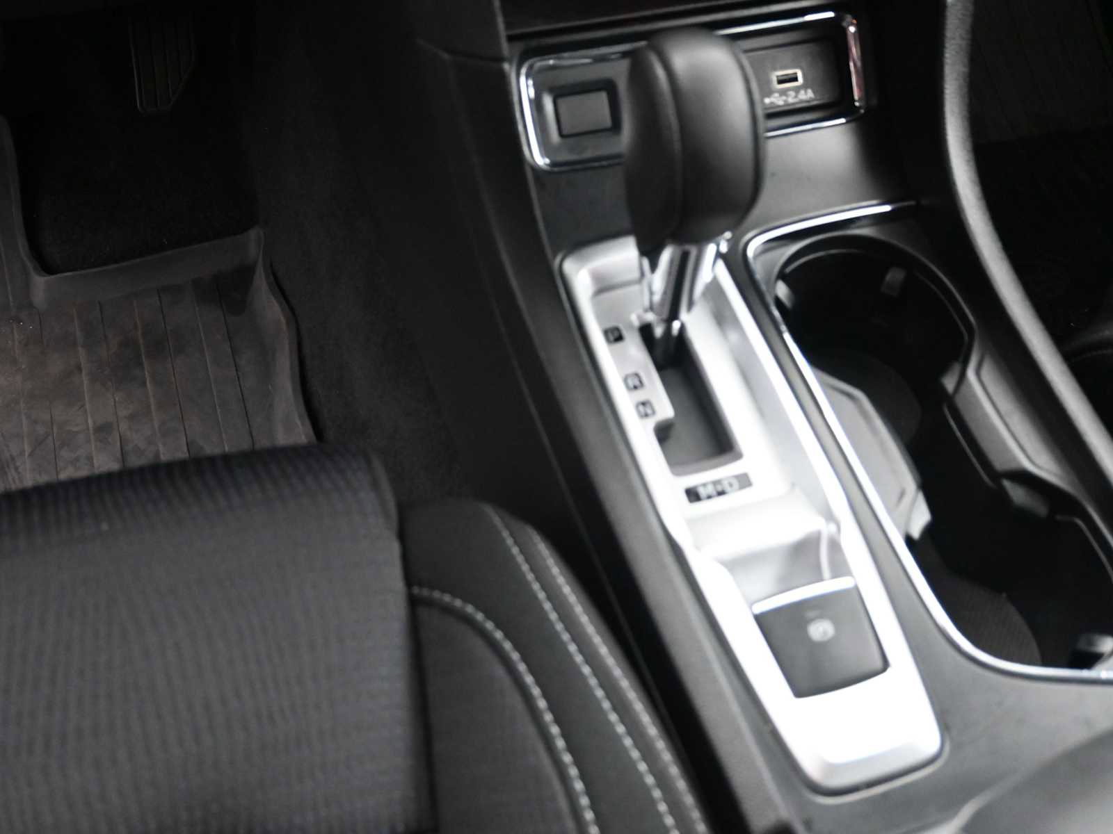 Used 2023 Subaru Ascent Premium w/ Convenience Package image 22