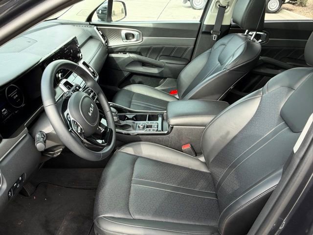 Used 2023 Kia Sorento SX image 12