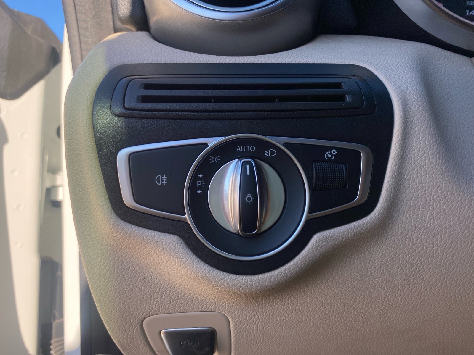 Used 2018 Mercedes-Benz C 300 Cabriolet image 14