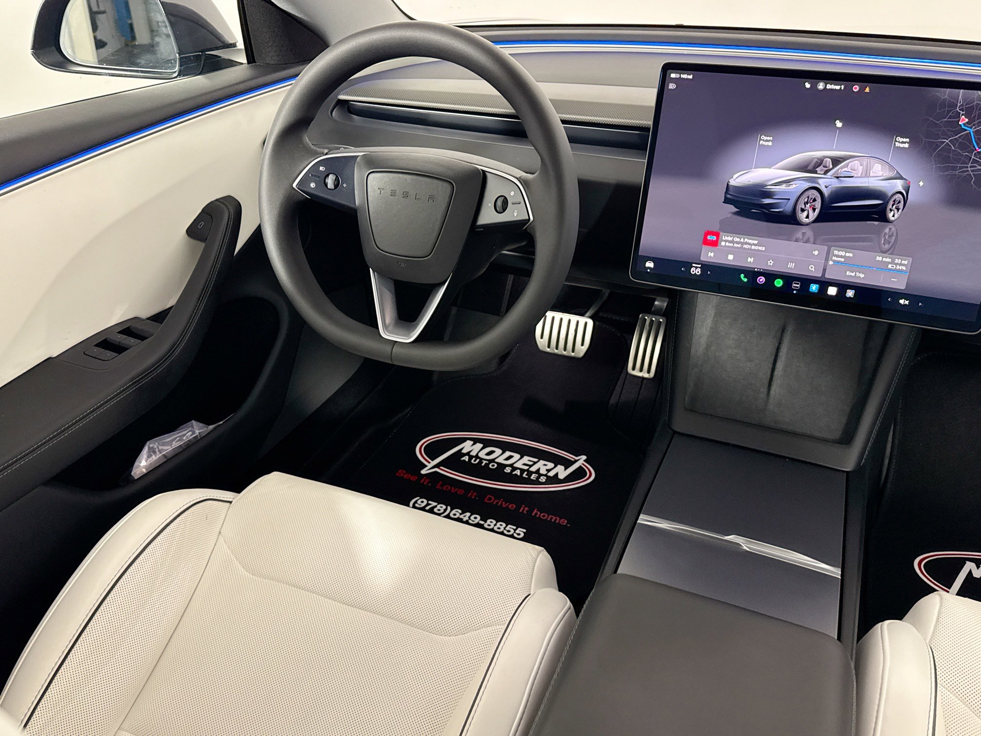 Used 2024 Tesla Model 3 Performance image 31