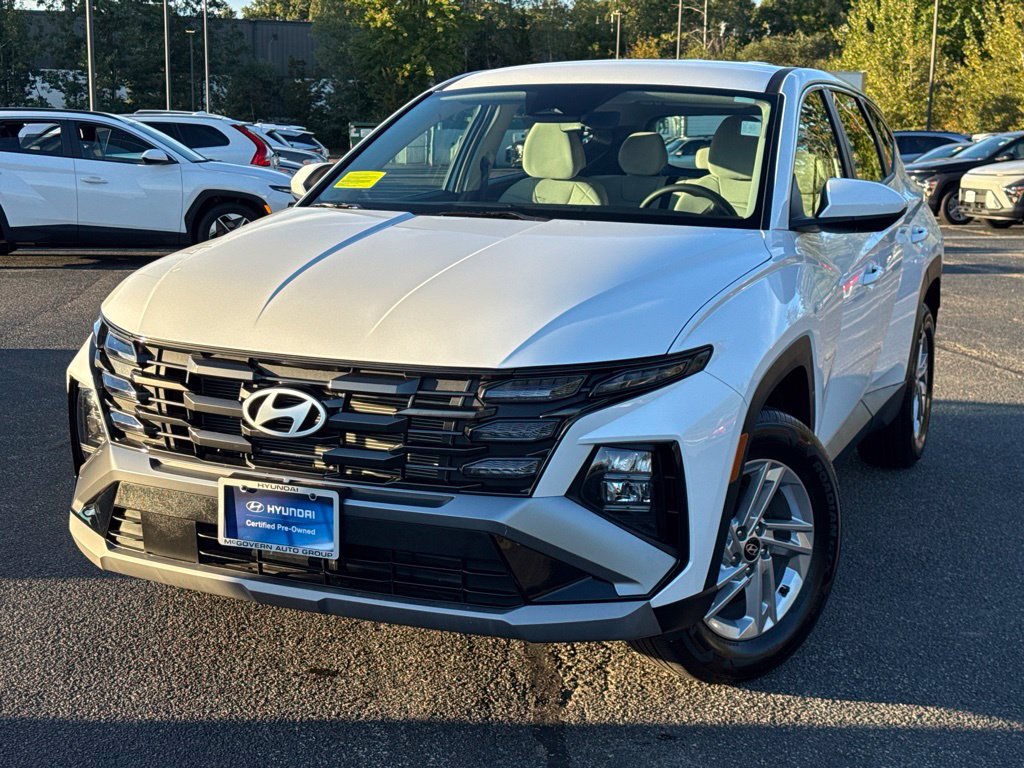 Certified 2025 Hyundai Tucson SE AWD/4WD image 1