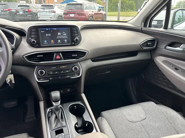 Used 2020 Hyundai Santa Fe SE AWD/4WD image 12