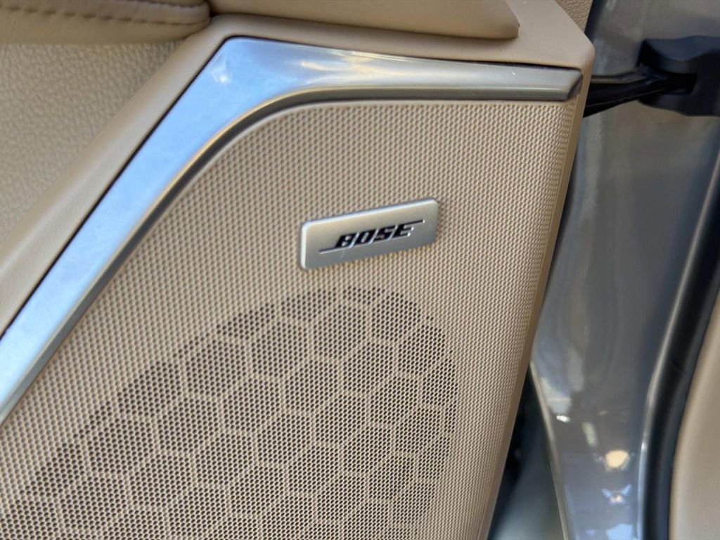 Used 2019 Cadillac Escalade ESV Platinum AWD/4WD image 23