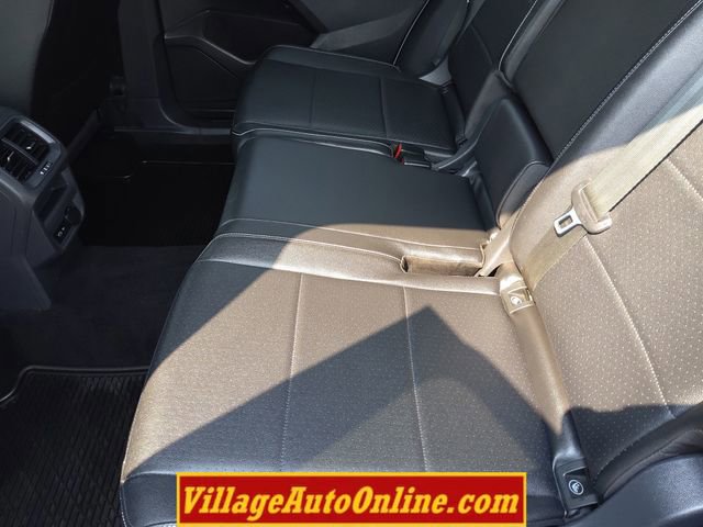 Used 2021 Volkswagen Tiguan SE image 27