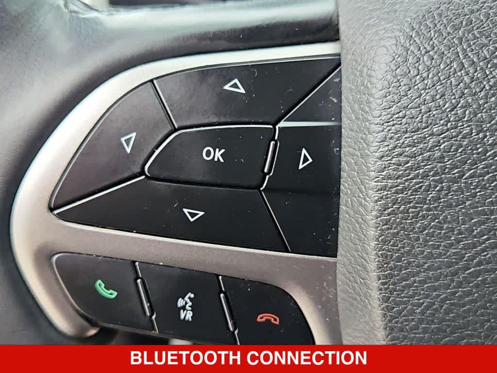 Used 2022 Jeep Grand Cherokee Laredo X RWD image 23