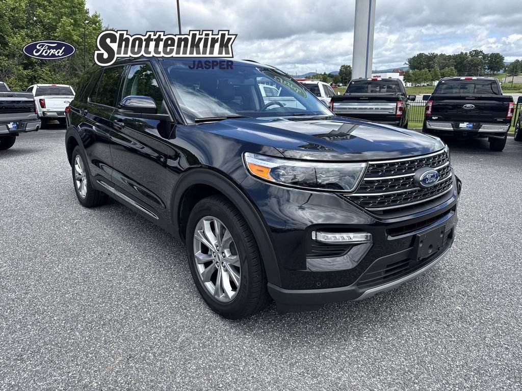 Used 2024 Ford Explorer XLT w/ Equipment Group 202A