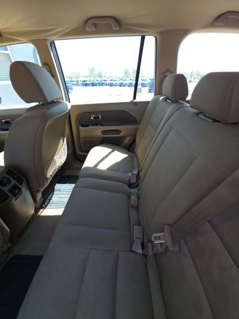 Used 2006 Honda Pilot LX image 25