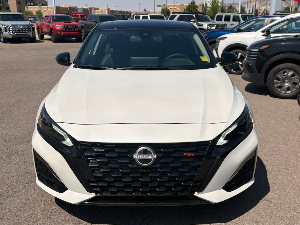 New 2026 Nissan Altima 2.5 SR w/ SR Midnight Edition Package AWD/4WD image 8
