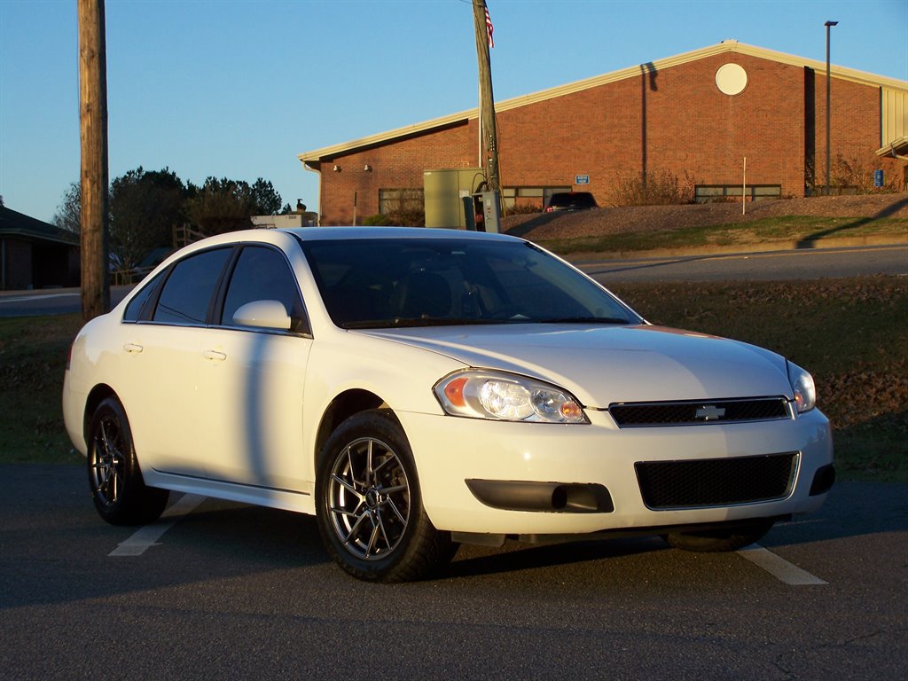 Used 2016 Chevrolet Impala Police image 3