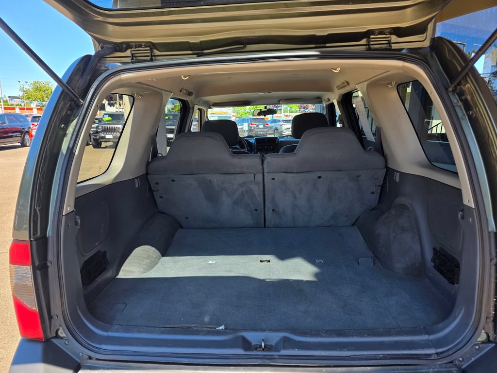 Used 2004 Nissan Xterra XE w/ (Tow) Tow Pkg AWD/4WD image 17