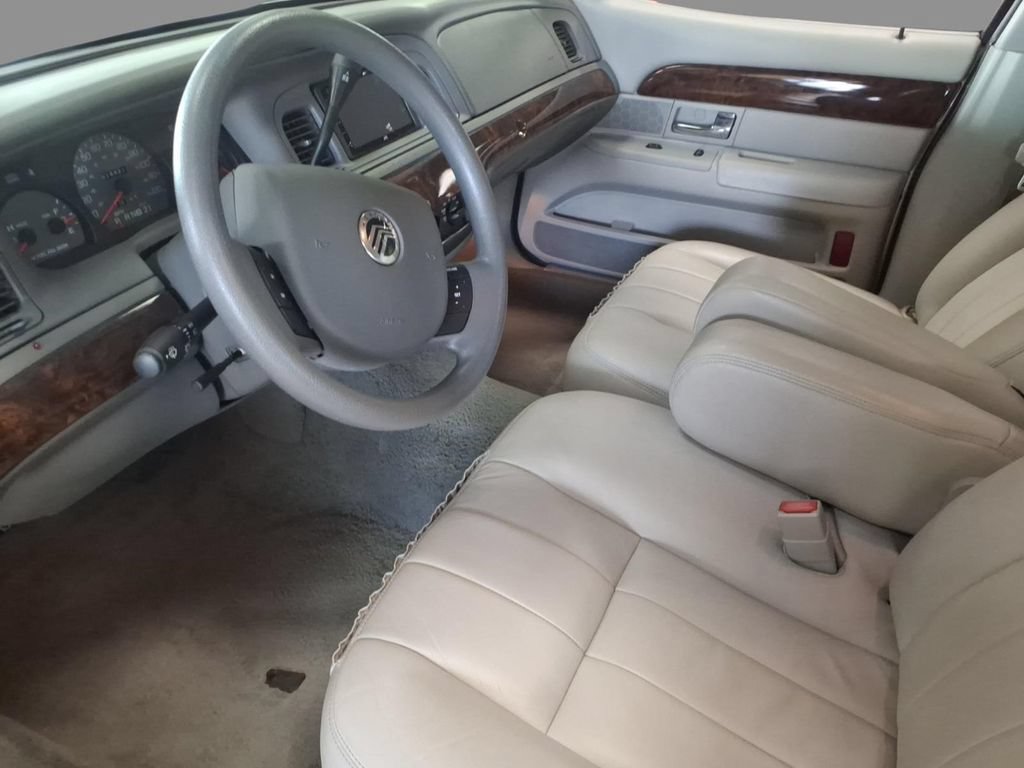 Used 2005 Mercury Grand Marquis GS RWD image 15