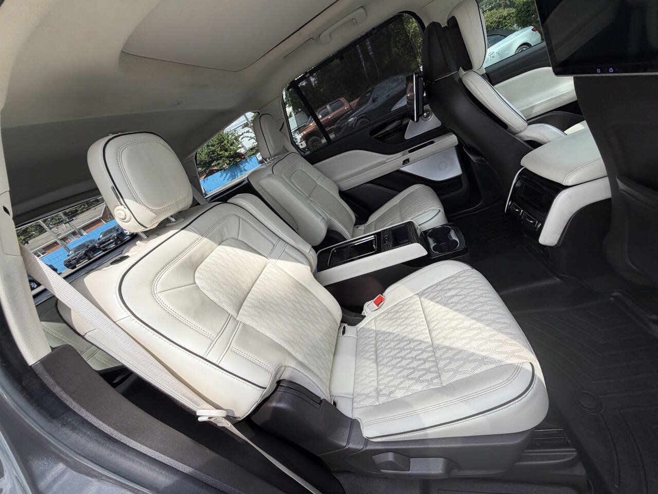 Used 2020 Lincoln Aviator Black Label w/ Dynamic Handling Package AWD/4WD image 19