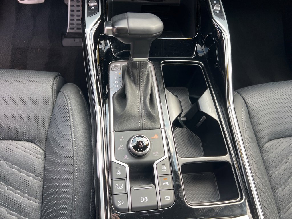 Certified 2025 Kia Sorento SX Prestige image 18