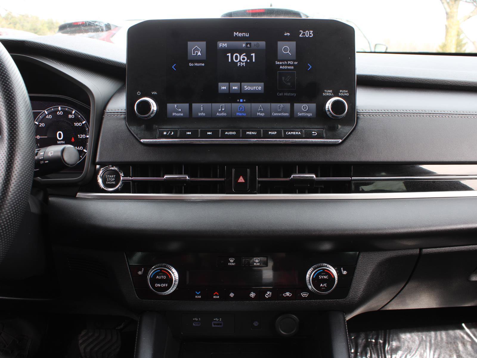 Used 2023 Mitsubishi Outlander SEL AWD/4WD image 12