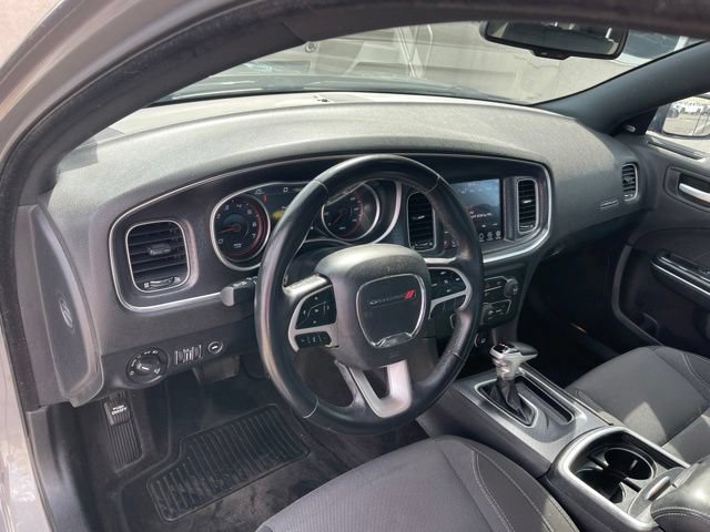 Used 2017 Dodge Charger SXT AWD/4WD image 7