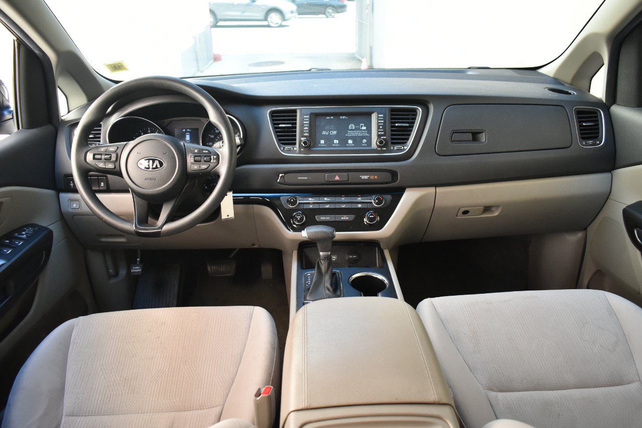 Used 2021 Kia Sedona LX FWD image 21