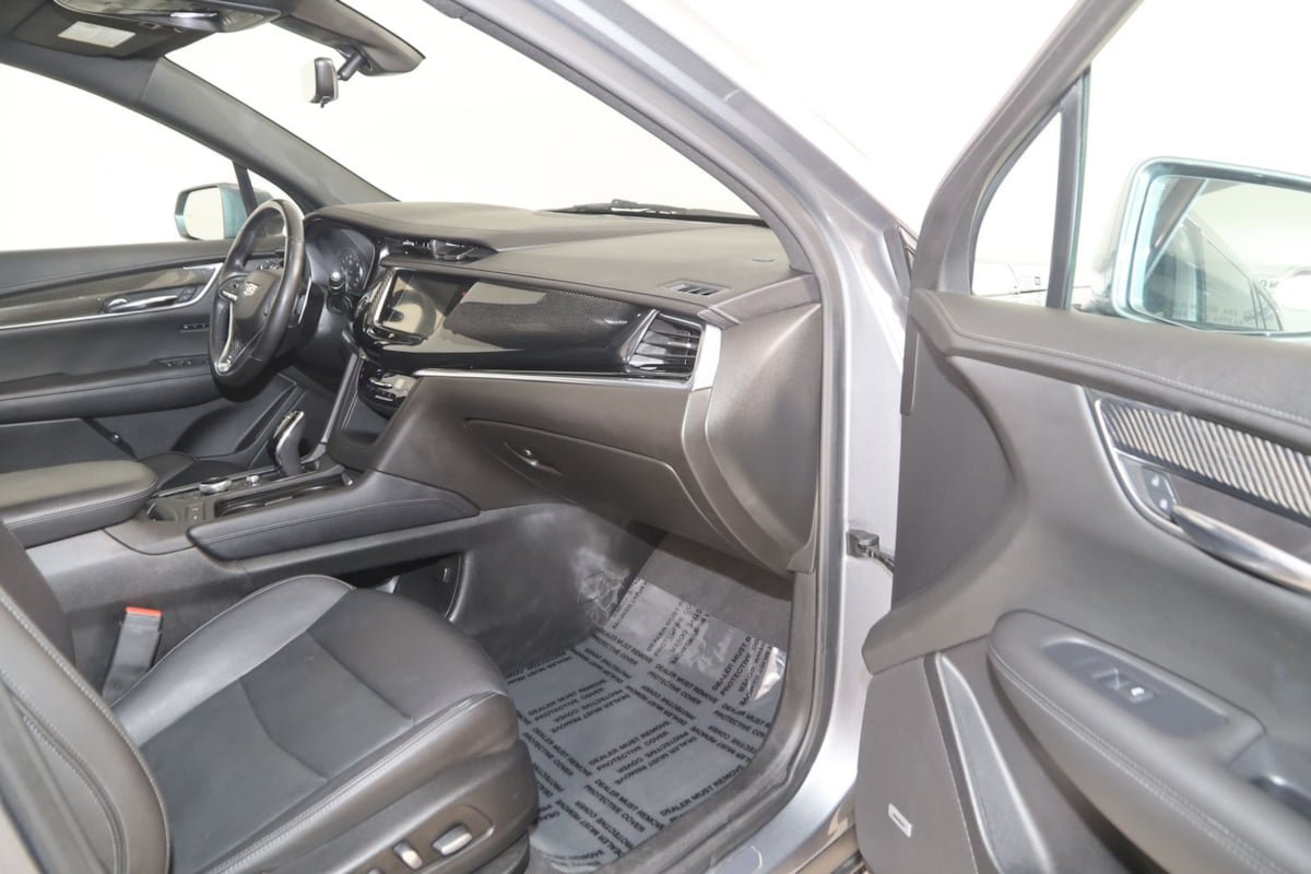 Used 2020 Cadillac XT6 Sport AWD/4WD image 43