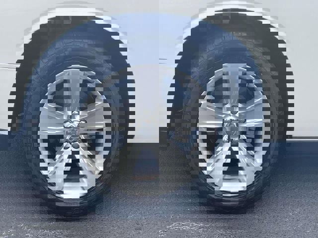 Used 2023 Dodge Challenger SXT image 10