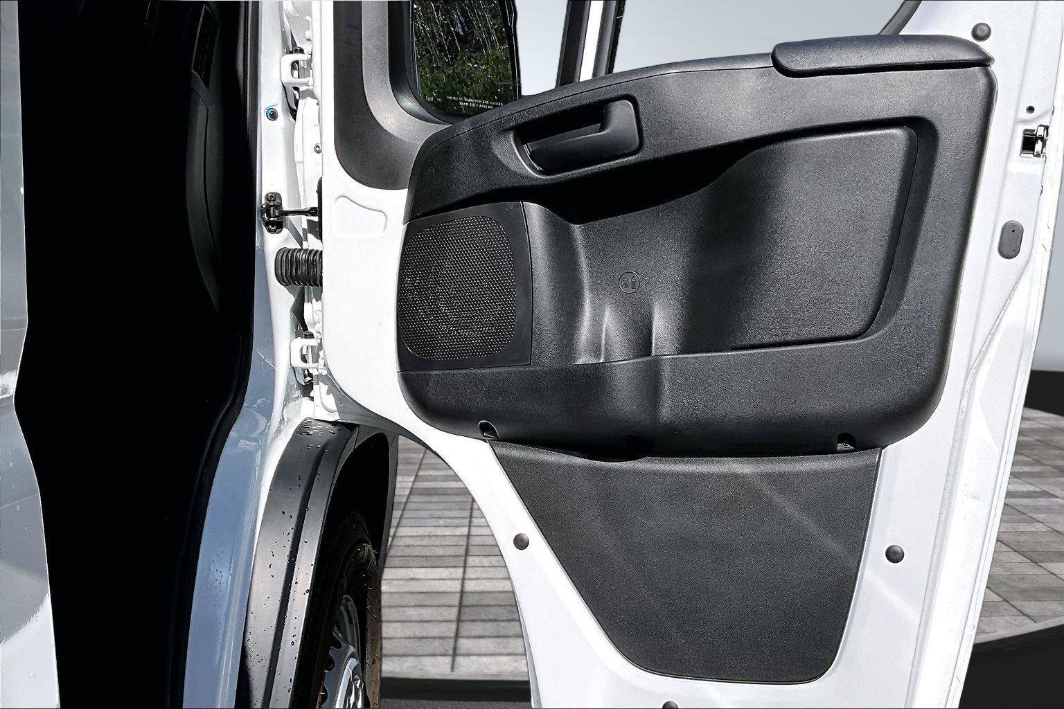 Used 2025 RAM ProMaster 1500 w/ Safety Group FWD image 24