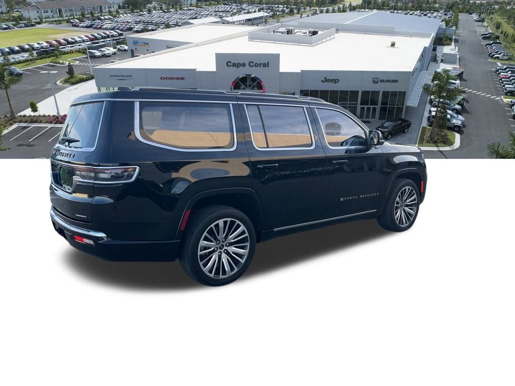 Used 2022 Jeep Grand Wagoneer Series III w/ Flexible Seating Group image 18