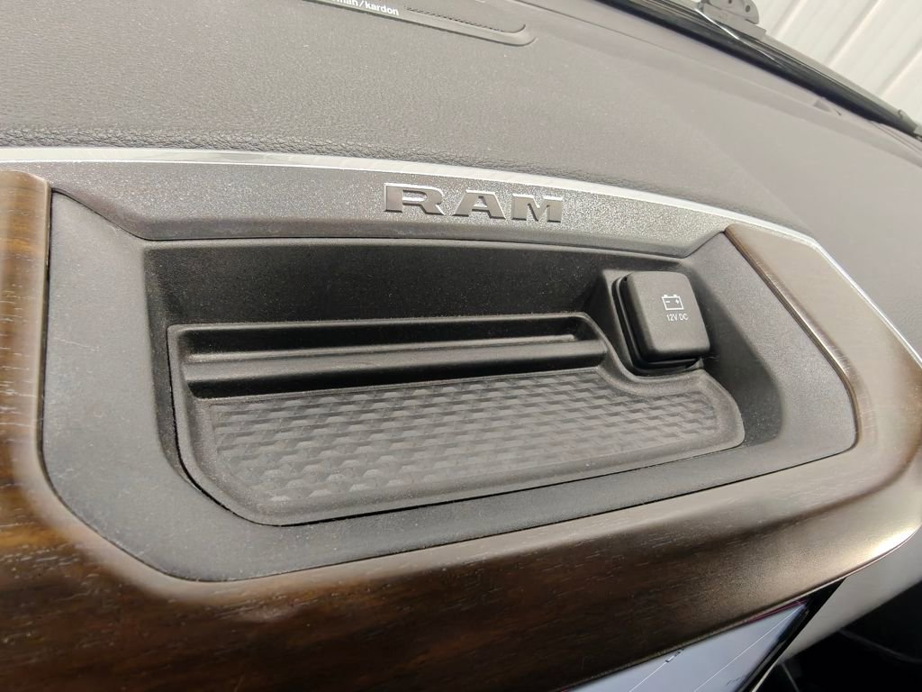 Used 2021 RAM 1500 Laramie image 60