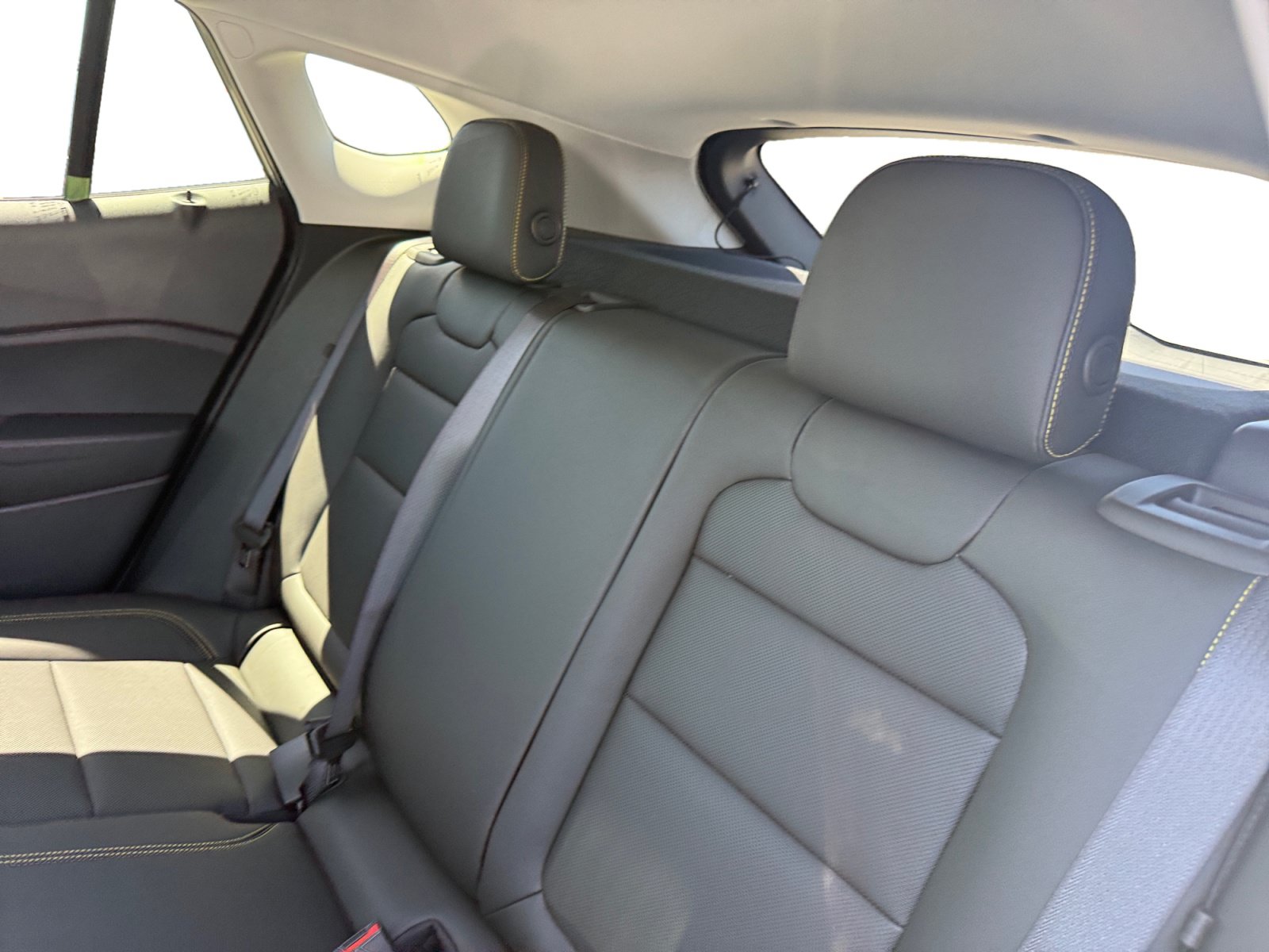 New 2026 Chevrolet Trax ACTIV w/ Sunroof Package FWD image 16