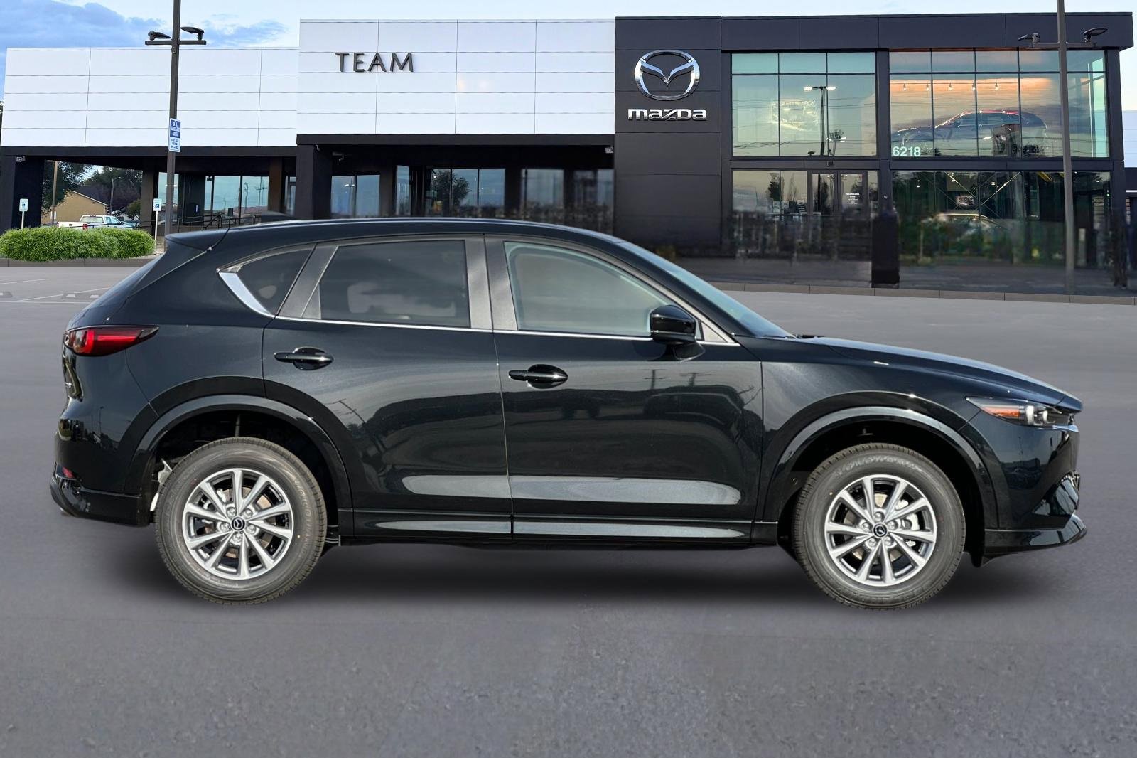 New 2025 MAZDA CX-5 AWD 2.5 S w/ Preferred Package image 3