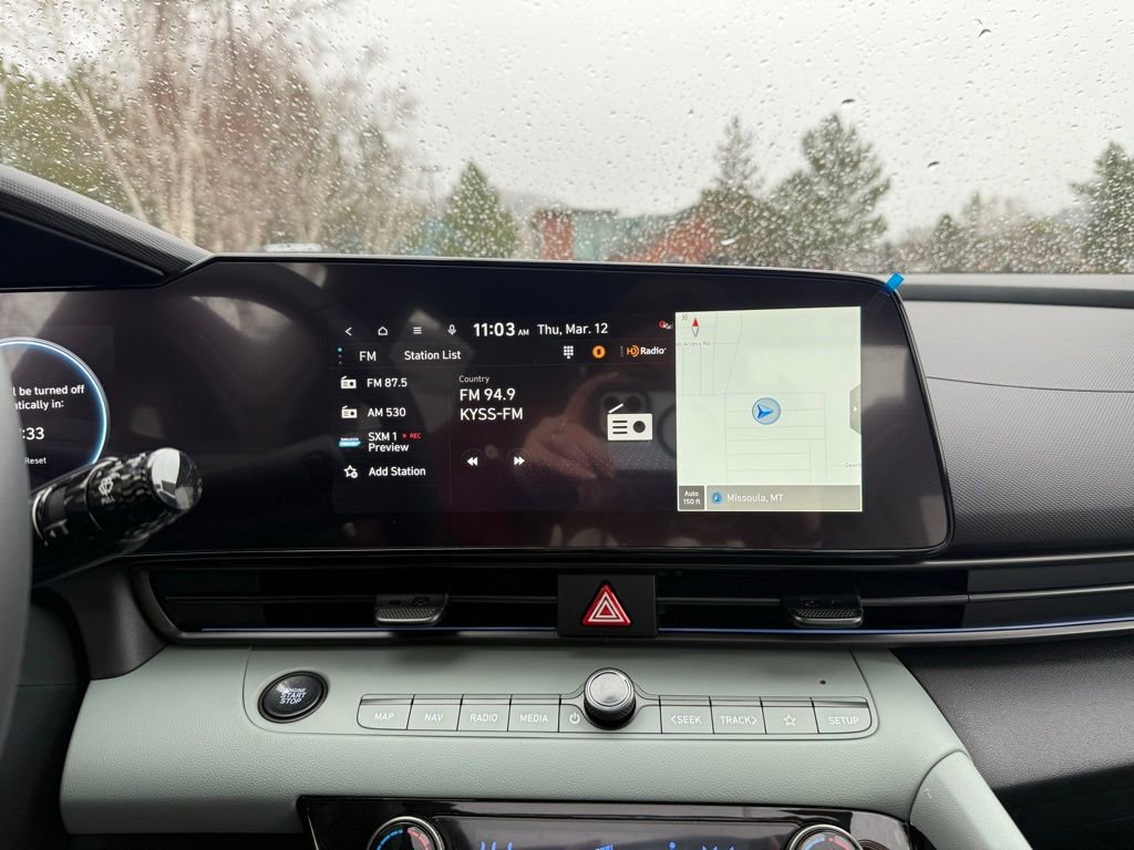 New 2026 Hyundai Elantra Limited image 30