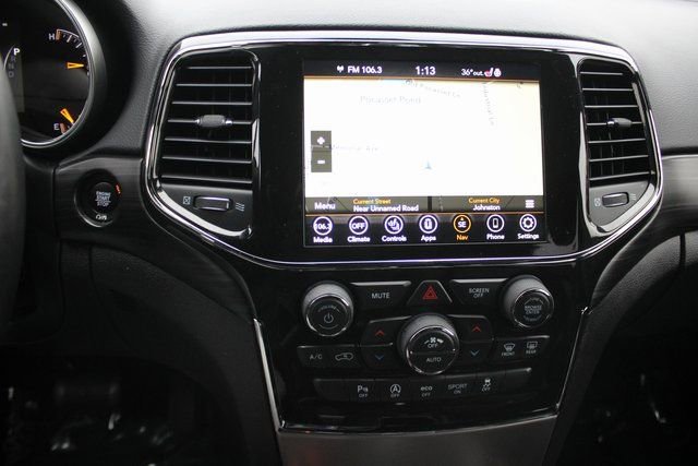 Used 2022 Jeep Grand Cherokee Laredo X image 4