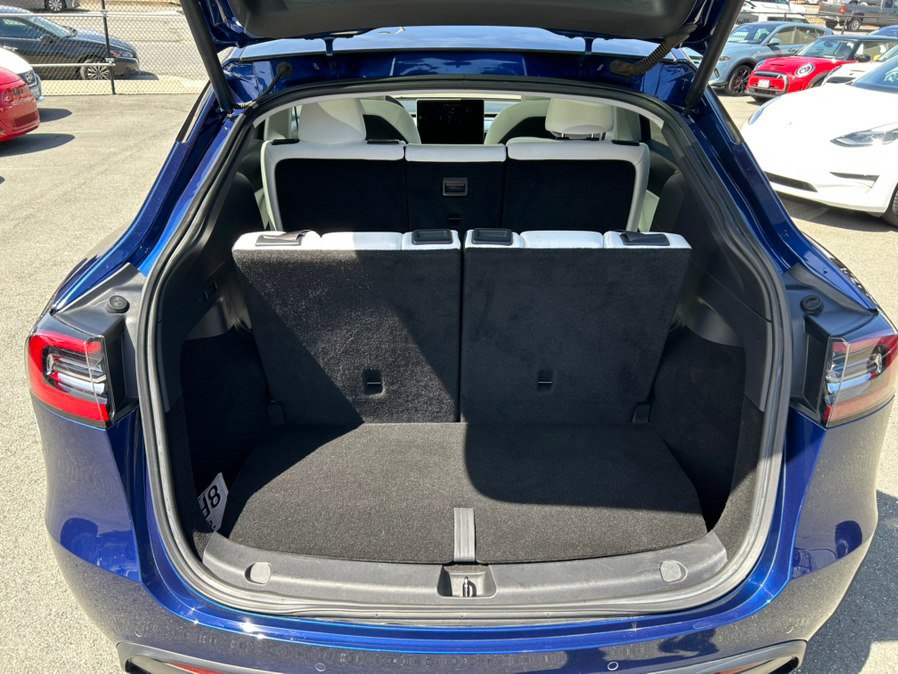 Used 2021 Tesla Model Y Long Range image 59