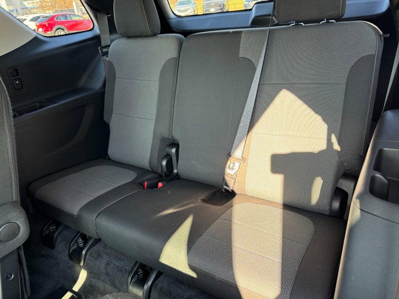 Used 2020 Chevrolet Traverse LT image 14