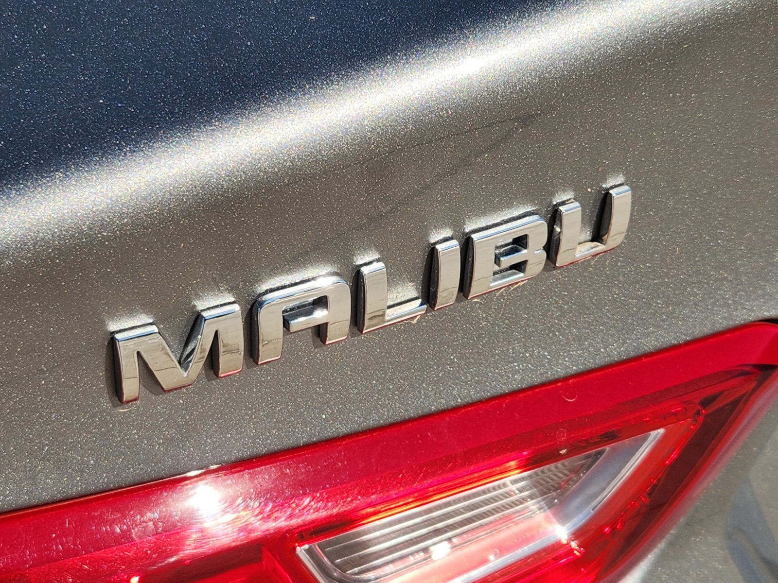 Used 2025 Chevrolet Malibu LT FWD image 13