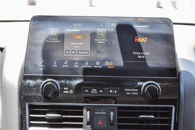 Used 2023 Nissan Armada Platinum w/ Captain's Chairs Package image 12