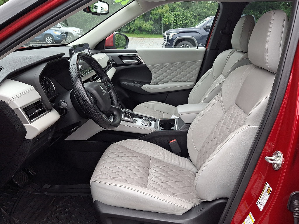 Used 2022 Mitsubishi Outlander SEL AWD/4WD image 15